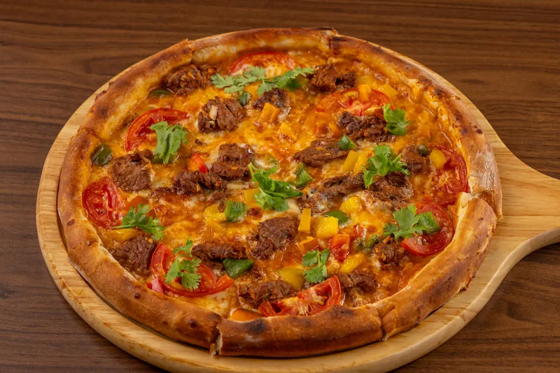 CARAMEL STEAK PIZZA